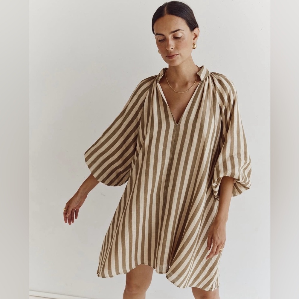 SOLD: 100% Linen Striped Beige & White Women’s Dress Megashchoni Small S/P